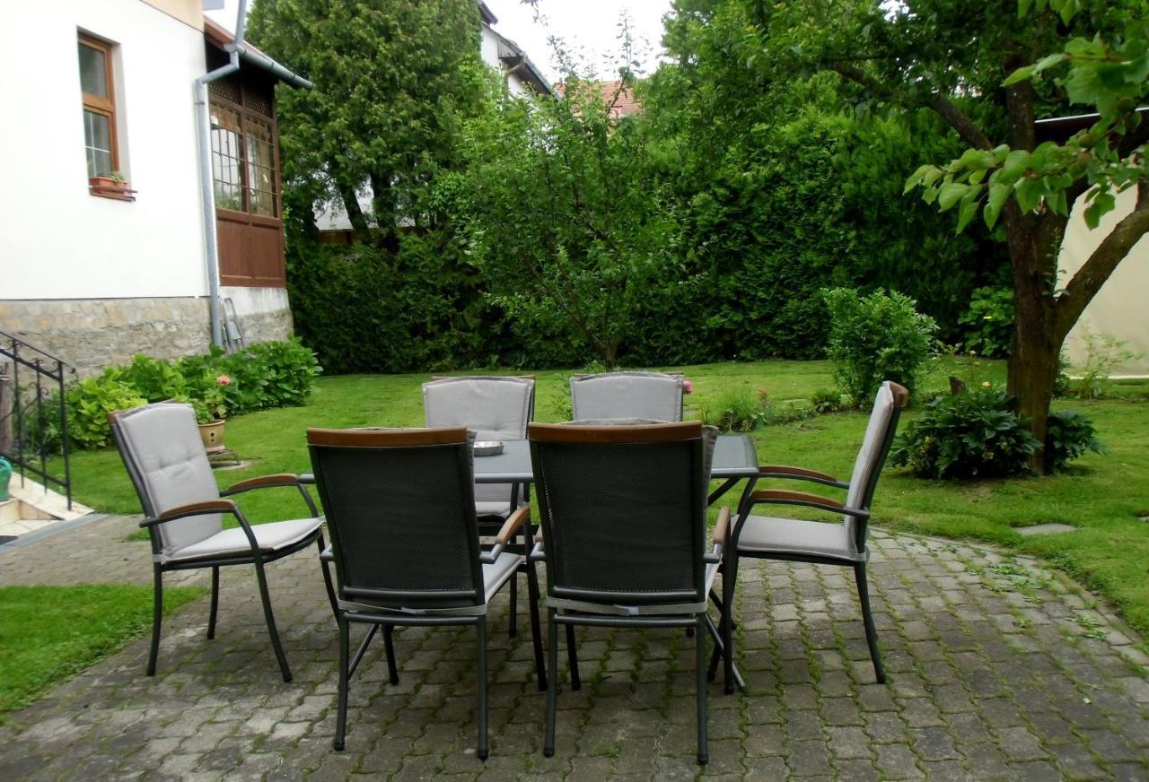 Illes Vendeghaz Hotel Keszthely Luaran gambar