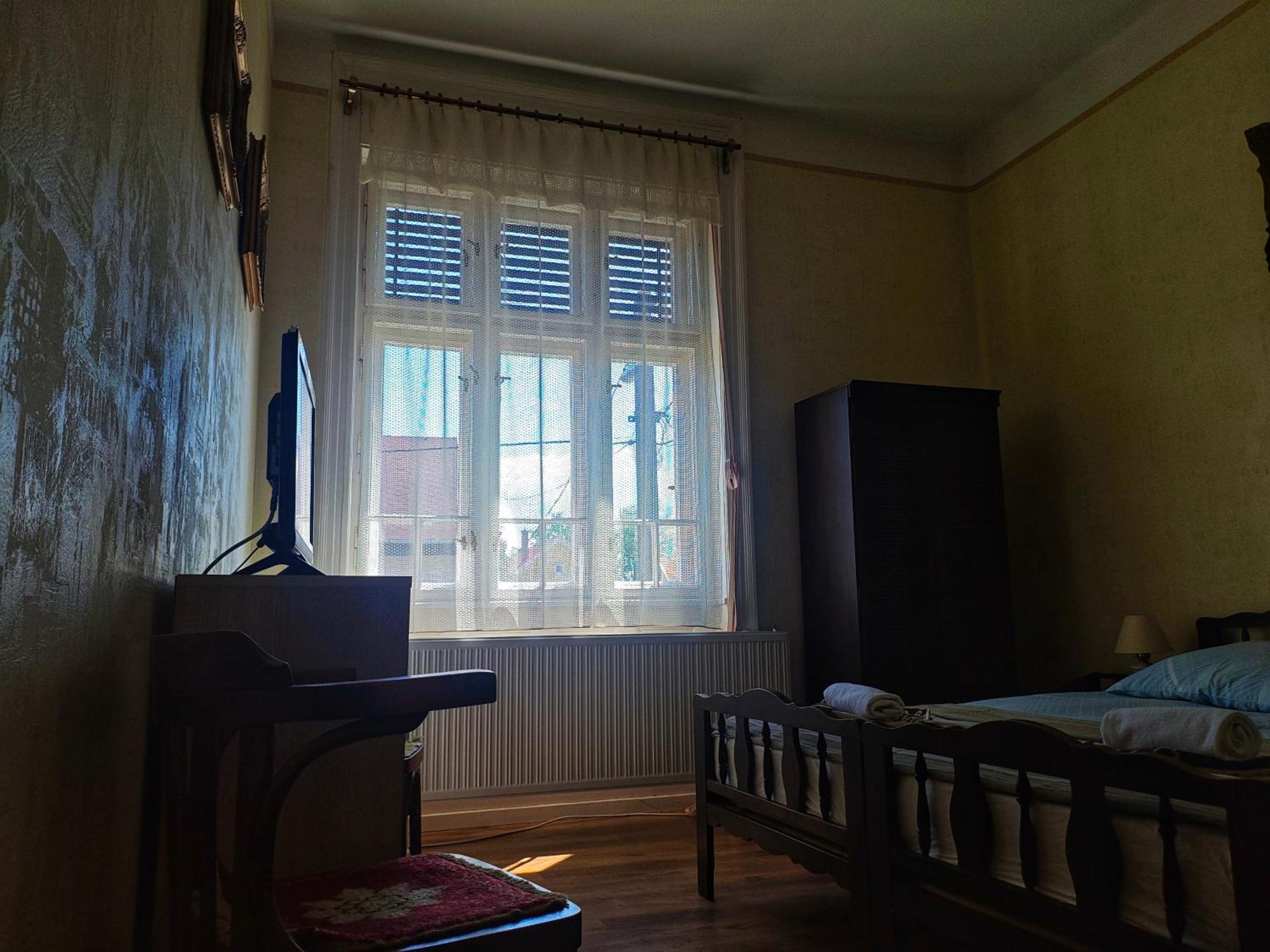 Illes Vendeghaz Hotel Keszthely Luaran gambar