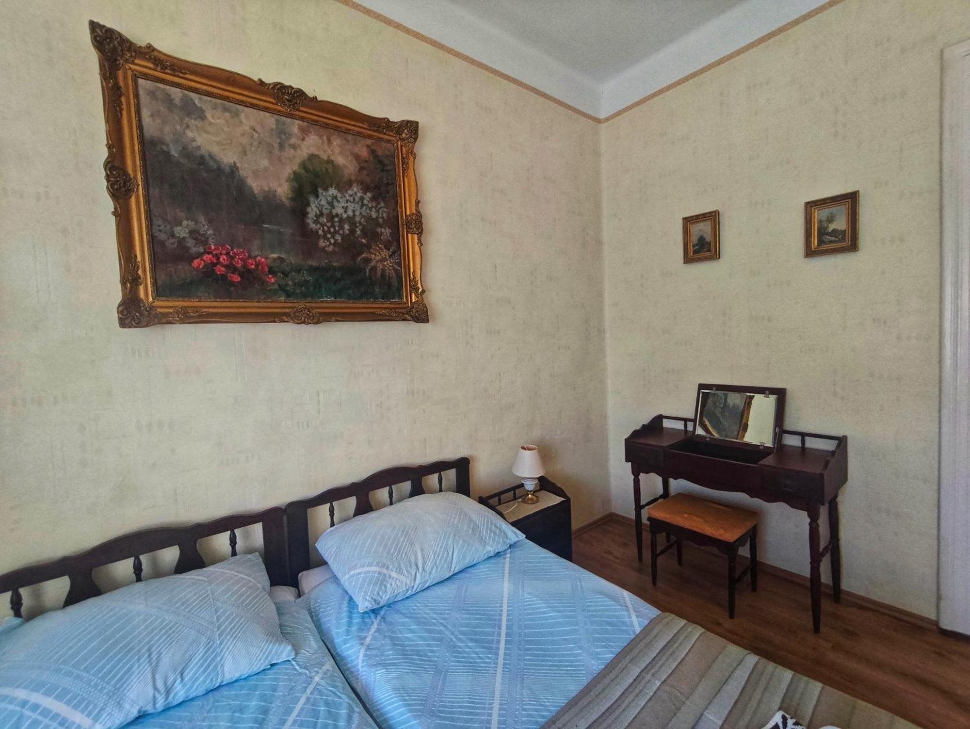 Illes Vendeghaz Hotel Keszthely Luaran gambar